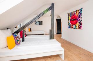 Kurzzeitglück 24h Self Check-In E04 - 0