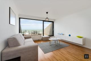 May Fair Studio 0306 - 1