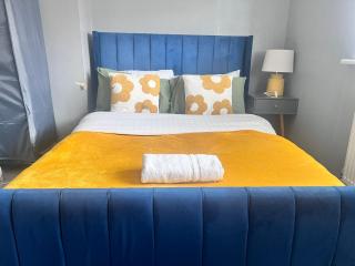 Rochester Cozy 3Bed Home with Free Parking - Strood - 2