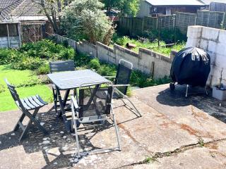 Rochester Cozy 3Bed Home with Free Parking - Strood - 5