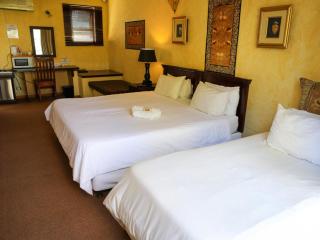 Lakeside Guest House - 3