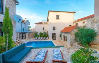 Villa Jardin by Villas Guide - Tkon - 0