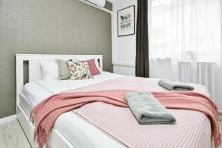 Modern Hideaway on Victor Hugo w AC by NW - 6
