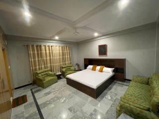 Dera Qazi Family Studio Apartment - 1