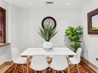 Spacious 2BR Steps from Downtown - 8