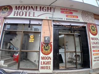Moonlight Hotel - 2
