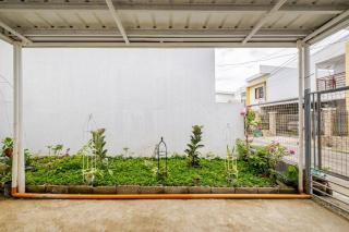 Charming Iloilo City House with Garden View - 8