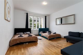 Aurora New Year Stay in Prague Large 3-Bedroom Apartment - 0