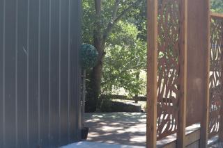 Luxury Barn-Style Suite with Stable Views - 1