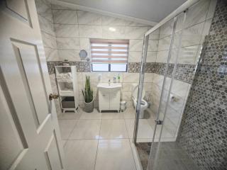 Coastline Comfort - Durban - 4