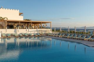 Oceanis Beach & Spa Resort - Psalidi - 3