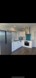 Entire seascape house - Kawhia - 6