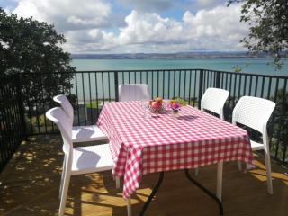 Entire seascape house - Kawhia - 8
