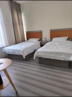 Hotel ALL RESIDENCE - Almaty - 7