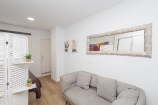 Cozy Studio Las Canteras - 2min Walk to Beach - 4
