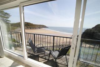 9_306B Redcliffe Apartments, Caswell Bay - 0