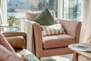Castle View Top floor Apartment - Mumbles - 6