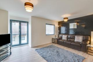 St Stephens Court, Marina - Swansea - 8