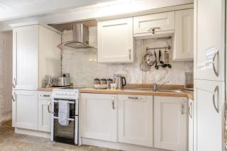 Frog Cottage - Llanmadoc - 5