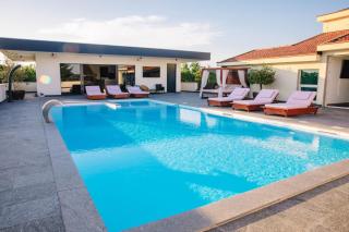 Villa Marco Polo - - 0
