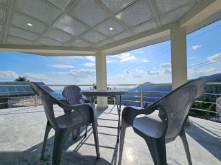 Top-Floor Stay with Mountain View, Khaira Gali, Murree - Khaira Gali - 1