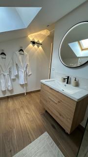 Parenthèse sous les toits - suite cosy avec jacuzzi - hypercentre - 4