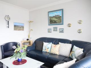 2-Zimmer-Appartement im 1. Obergeschoss mit Hallenschwimmbad und Sauna. - Westerland - 1