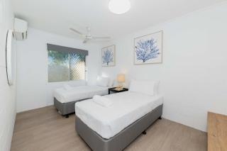 2-Bedroom Comfort near Mater Hospital Pimlico - 2