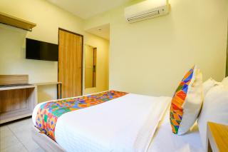 FabHotel Prime Twin Fountains - 1