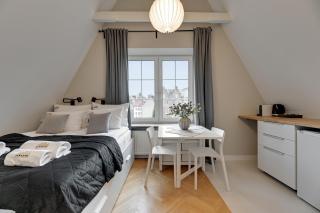 Old Town Świętojańska Boutique Stay by Downtown Apartments - Danzig - 7