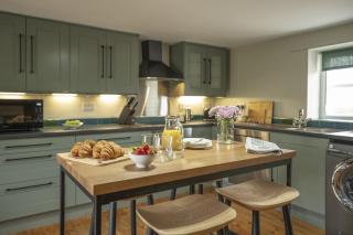 Ellon Cottage - 1