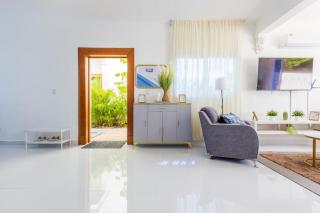 3BR Villa with Pool, Rooftop, and BBQ - Gated Area - 2