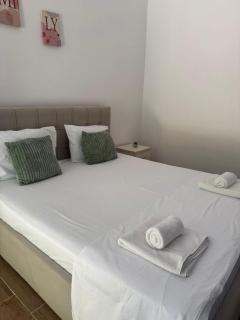Doris Apartments - 5