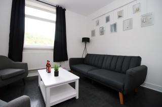 3 Bedroom House in Mountain Ash Cynon View by TŷSA - Quakers Yard - 1