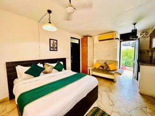 Hotel Hauz Khas Inn Near Hauz Khas Fort and Deer Park - 6