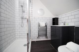 Royal Oak House by Tŷ SA - 5 bedroom house - Cardiff - 1