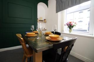 Junctions Way by Tŷ SA -3 bed in Newport - 4