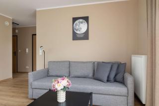 Comfortable Apartment Gliwice with Parking&Balcony by Noclegi Renters - Gliwice - 1