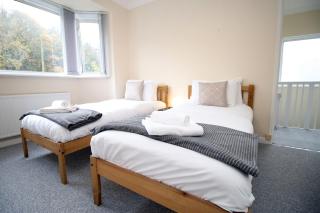 Parkview - Spacious 3 Bed - Parking - WIFI - 6