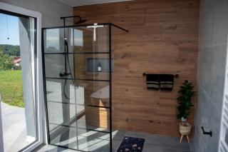 Vila Altura- Luxury Hiltop Retreat with Panoramic View & Teracce - Rogaška Slatina - 4
