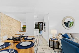 Rainforest & Reef Retreat - Esplanade Ground-Floor Apartment - Cairns North - 8