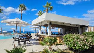 Irina Beach Hotel - 5
