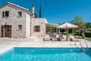 Villa Boscheto Pente - Agios Leon - 9