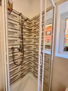 BelSorriso Varese 2 - Elegance City Residence with Private Parking -Reservation Required- - 2