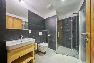Post Residence - 5