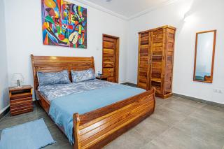 TinJaLa Lodge - Brufut - 7