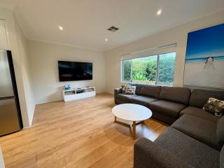 Contemporary Cove Your next Dunsborough Escape - 6
