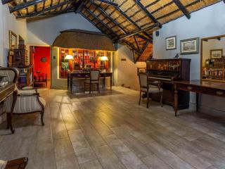 Royal Bakoena Hamiltonparks Country Lodge - Hazyview - 6