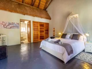 Royal Bakoena Hamiltonparks Country Lodge - 8