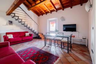 Homeby, Casa Indipendenza - 1